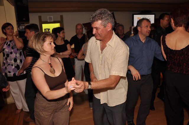 min 2009 05 06 cargo club 485